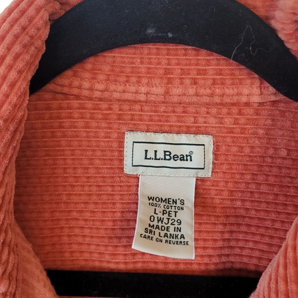 L.L. Bean Vintage Rust Orange Corduroy Button Front Top Women's Size LP - Picture 3 of 6